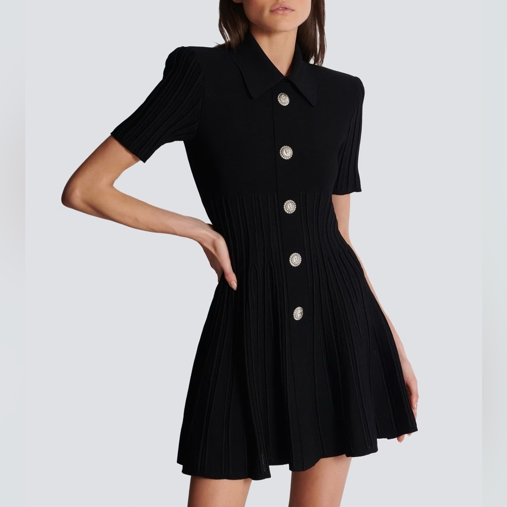 0150 - Elegant Black Button-Up Dress